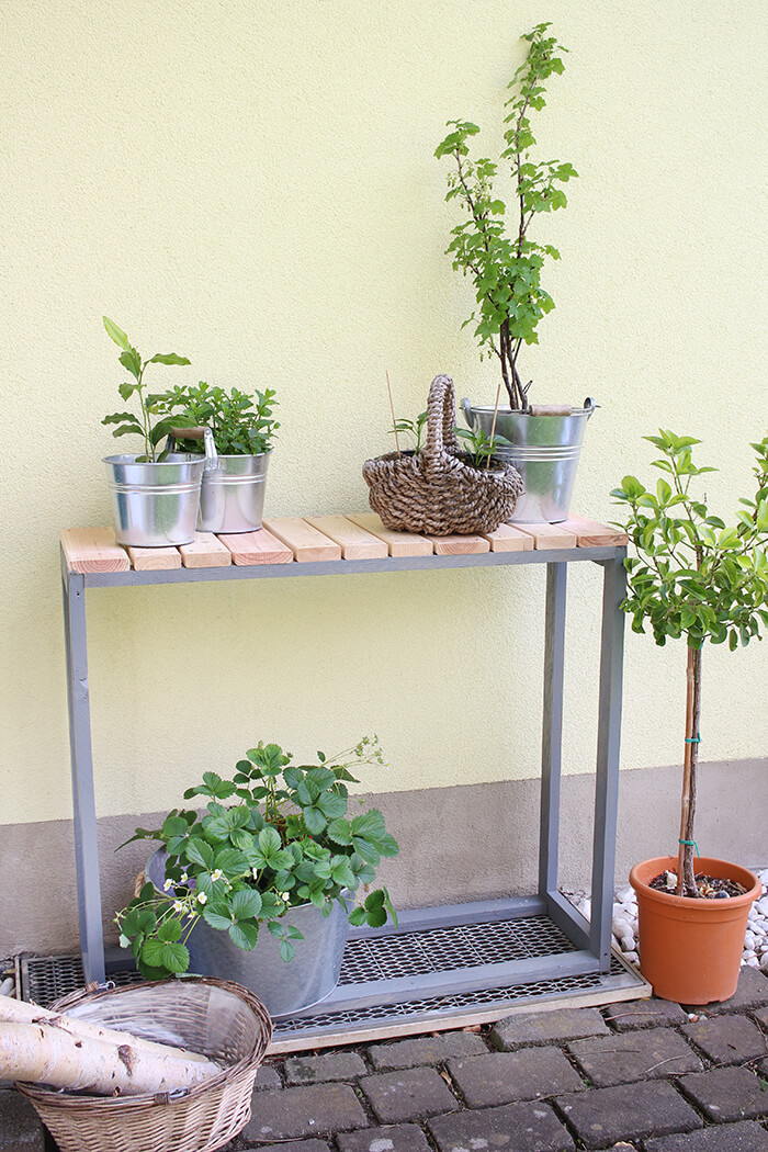 Konsolentisch für den Garten aus Holzresten bauen. Upcycling DIY von Gingered Things