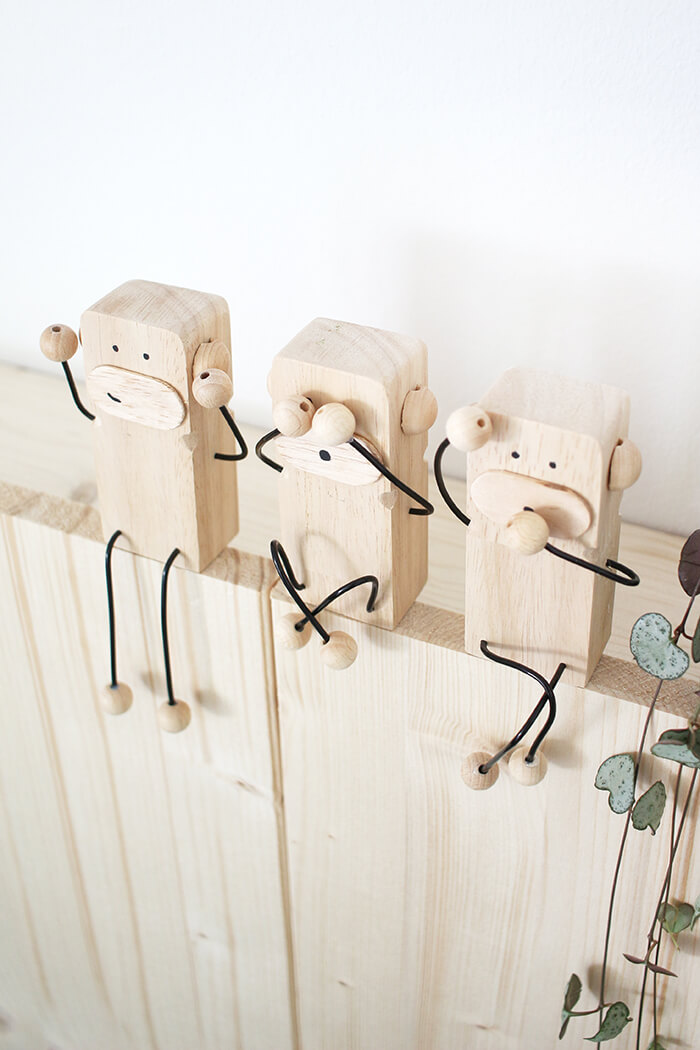 Nichts hören, nichts sehen, nichts sagen. Drei Affen DIY aus Holz und Draht
