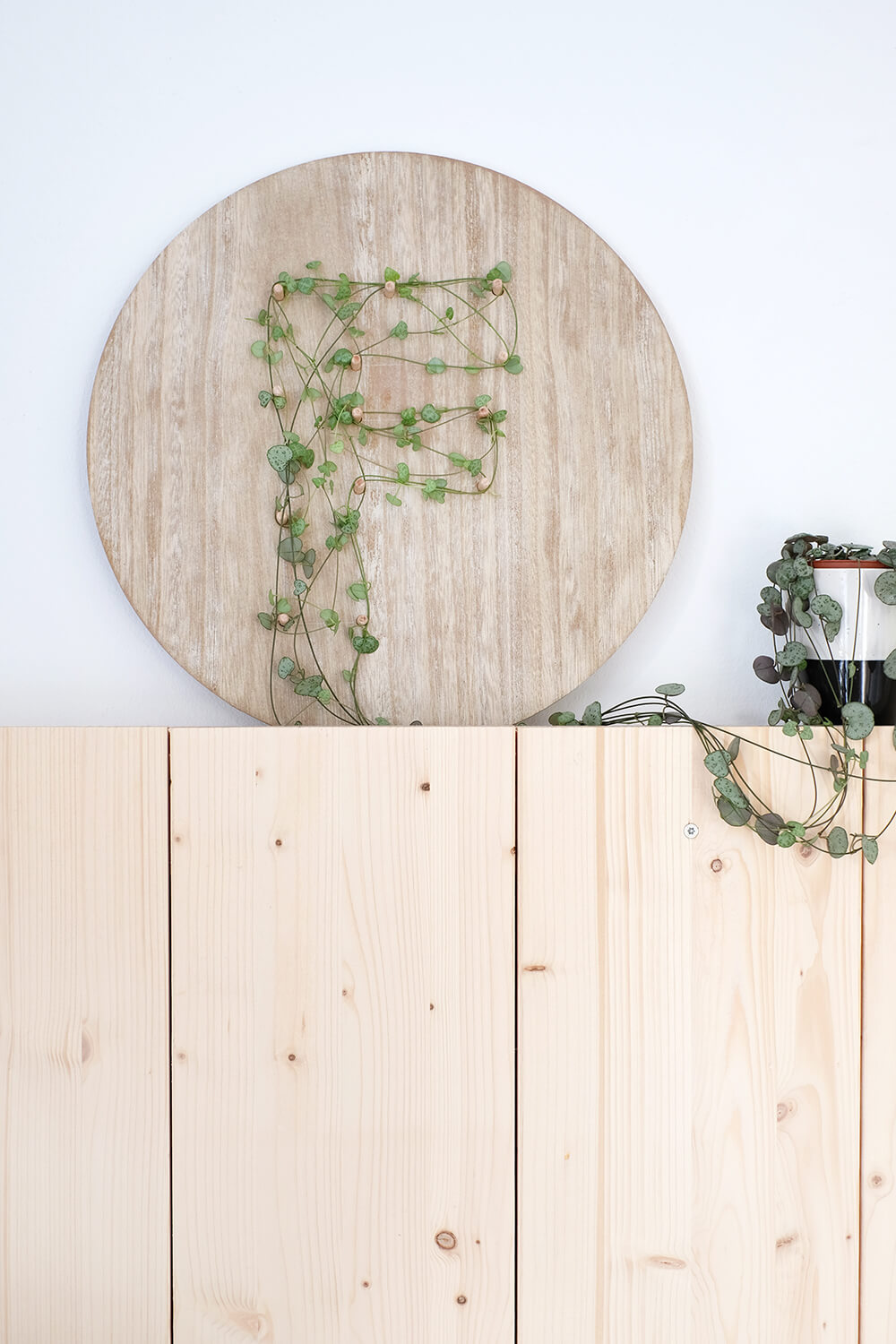 DIY Monogram auf Pflanzen und Holz als Geschenk für den Valentinstag, von Gingered Things